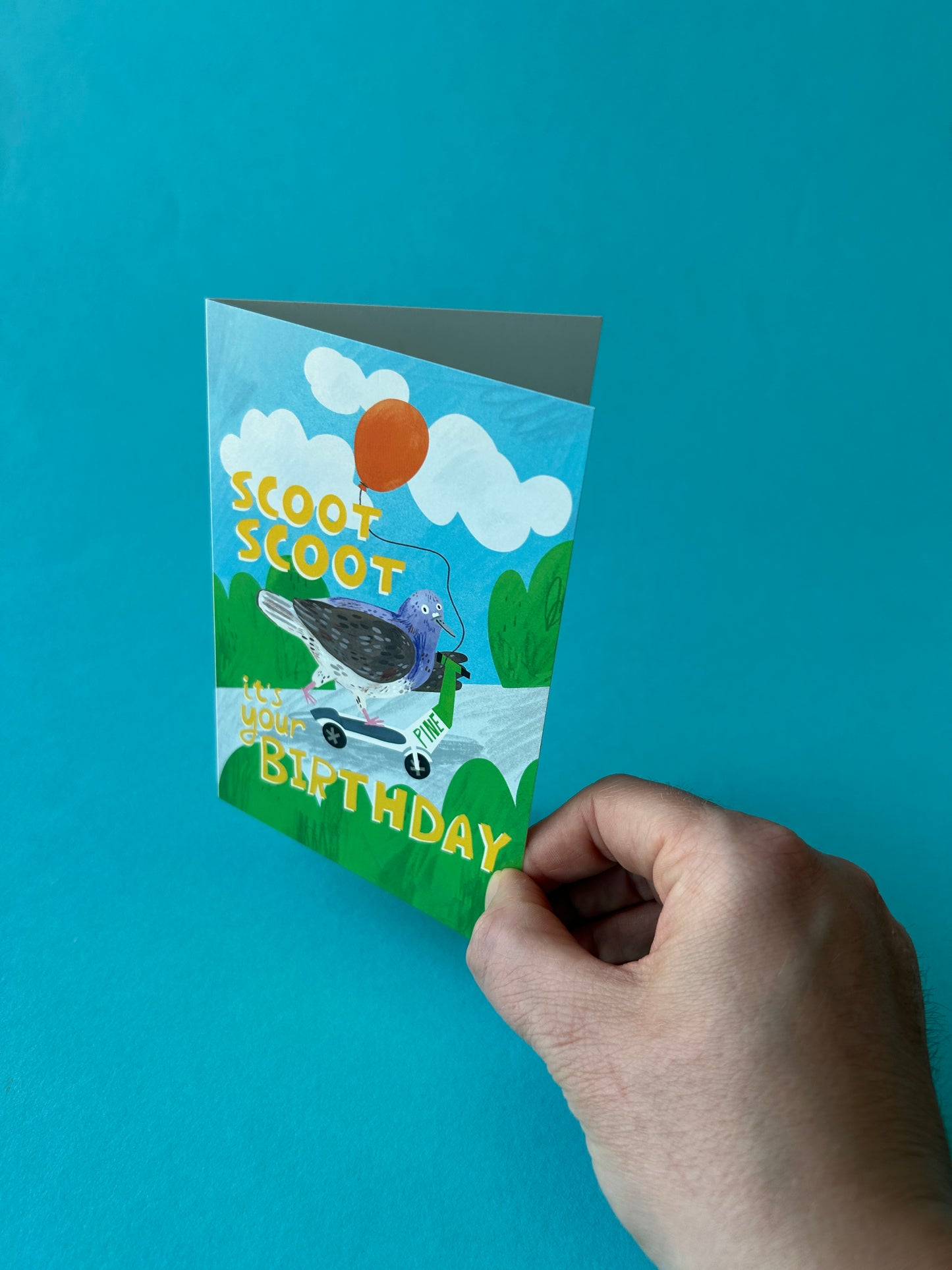Scoot Scoot Birthday / Pigeon / Greeting Card