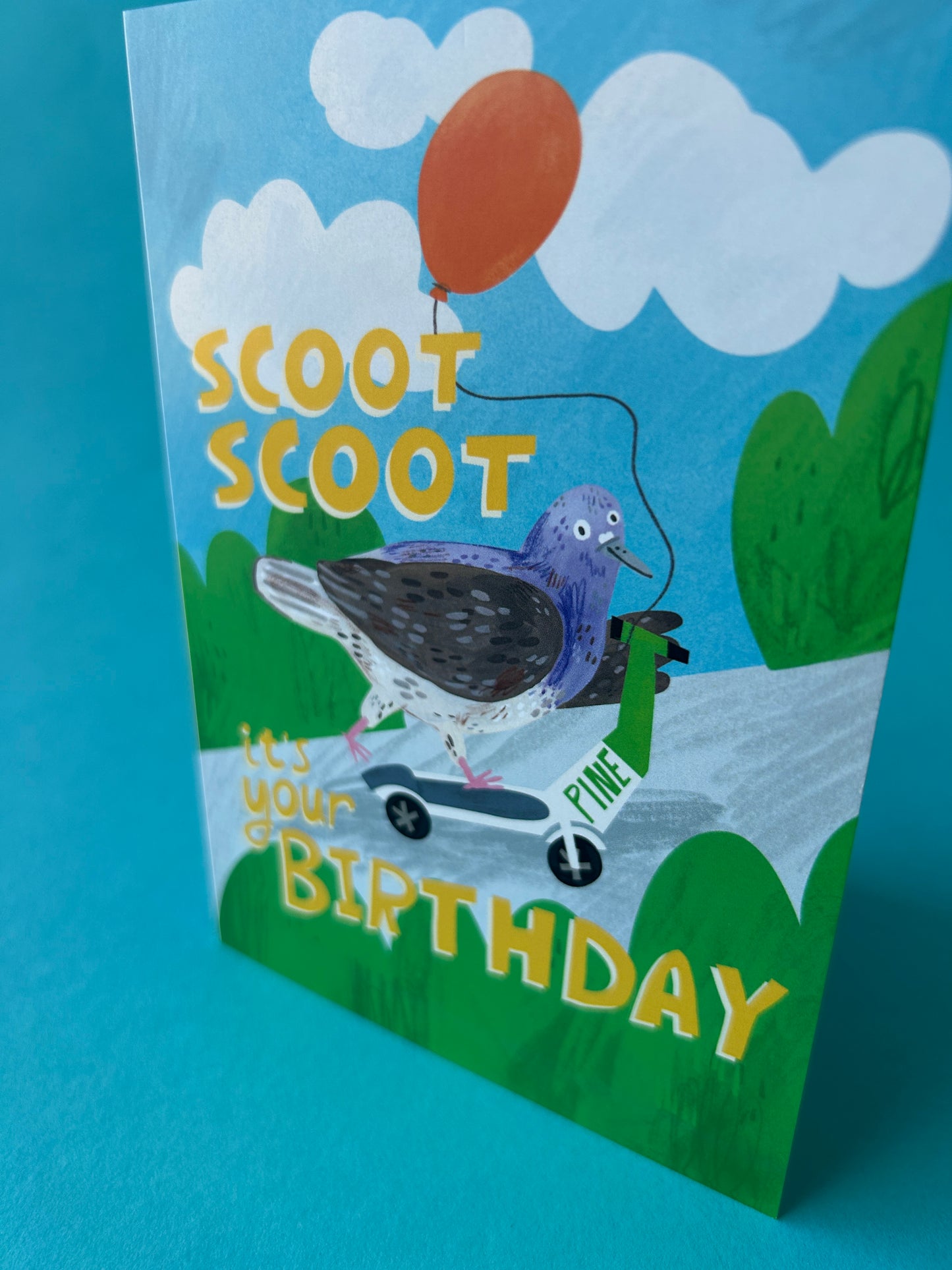 Scoot Scoot Birthday / Pigeon / Greeting Card