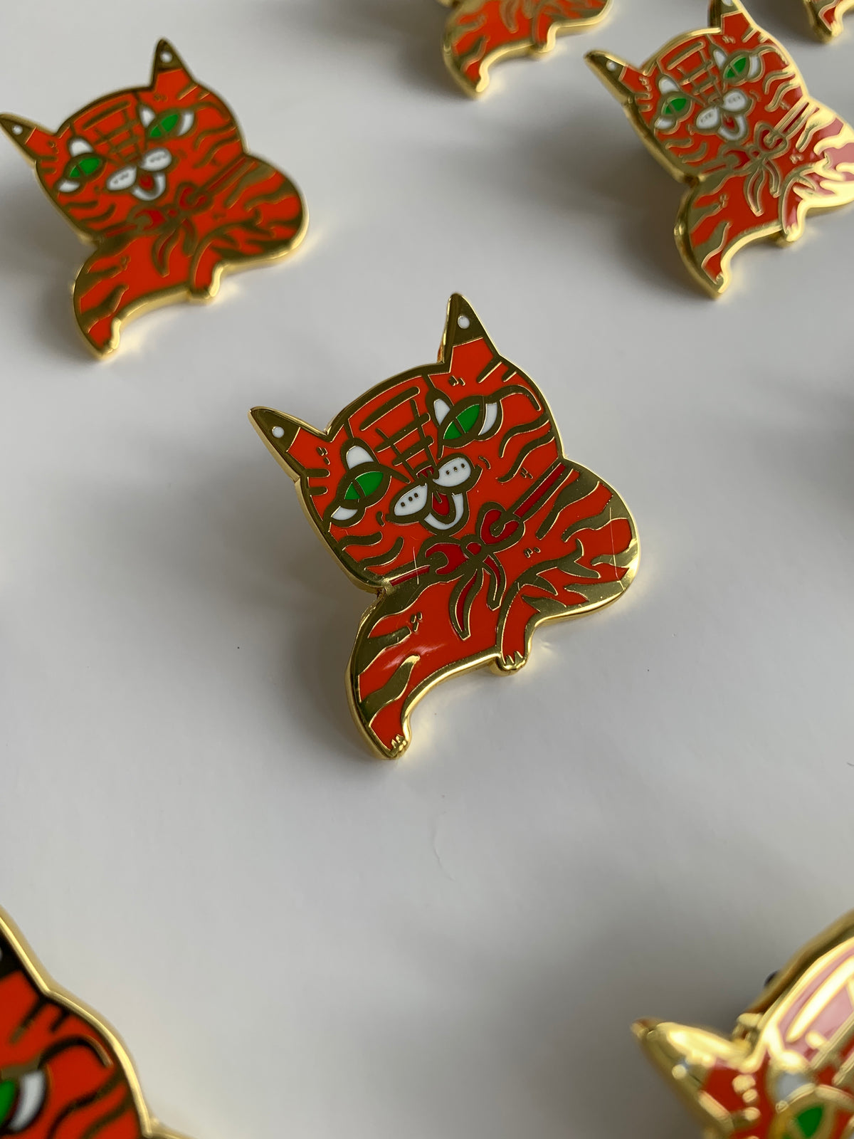 Red Bow Tiger Pin (Black or Gold)