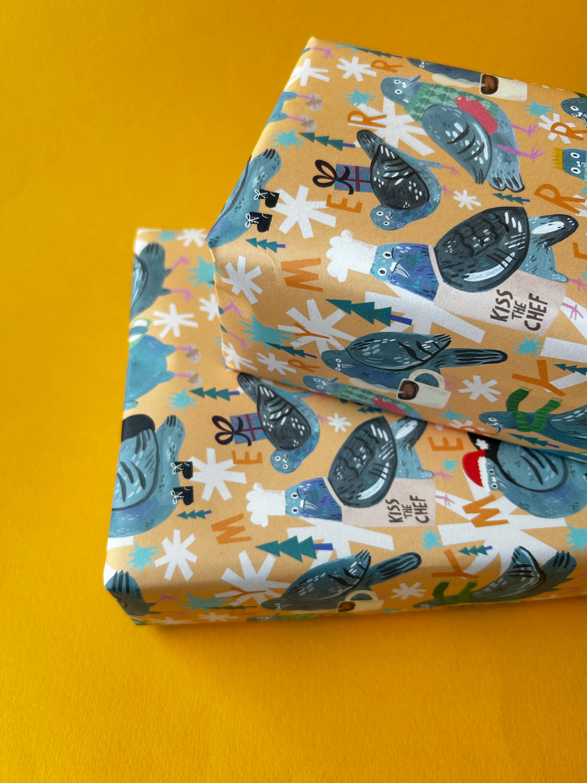Merry Pigeons Festive Gift Wrap Sheets (3pk)