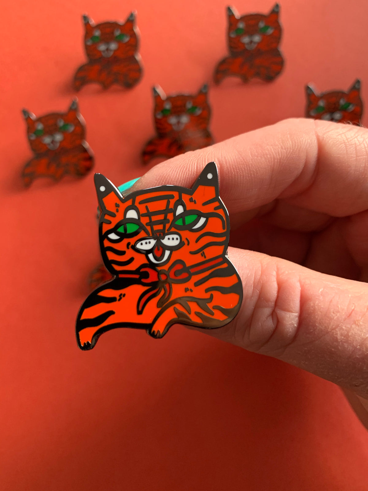 Red Bow Tiger Pin (Black or Gold)